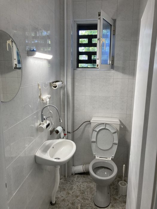 Дава се под наем Офис в Харманли - 30 кв.м за 178.5 € - Снимка #1