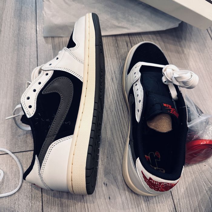 Nike Air Jordan 1 low og 40,5 noi in cutie