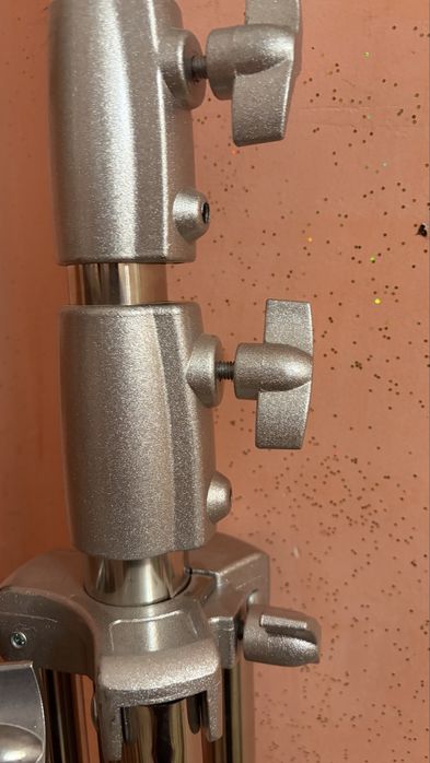 Стойка Ulanzi LT-J28