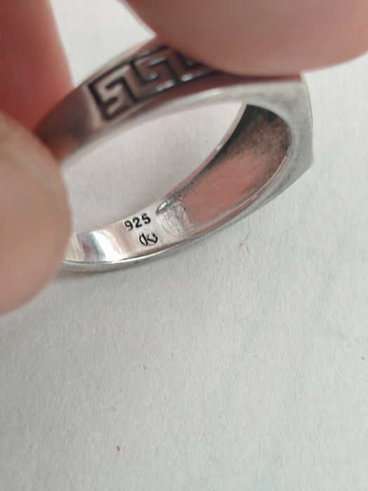 Кумуш узук 925 проба 21.5 размер 5.8гр