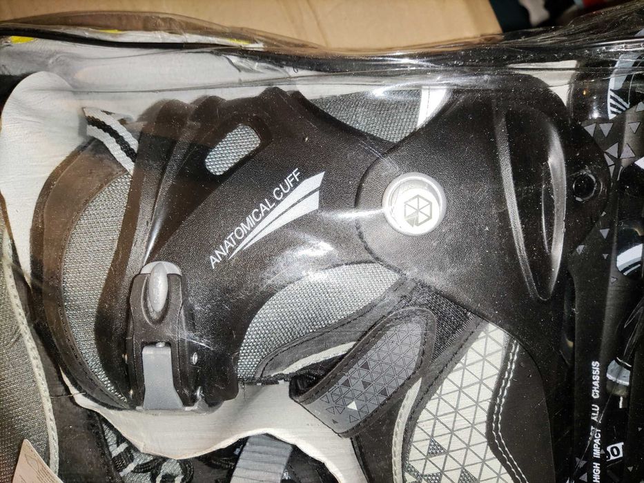 Role in-line cu 4 roti, noi, negre, marimea 45