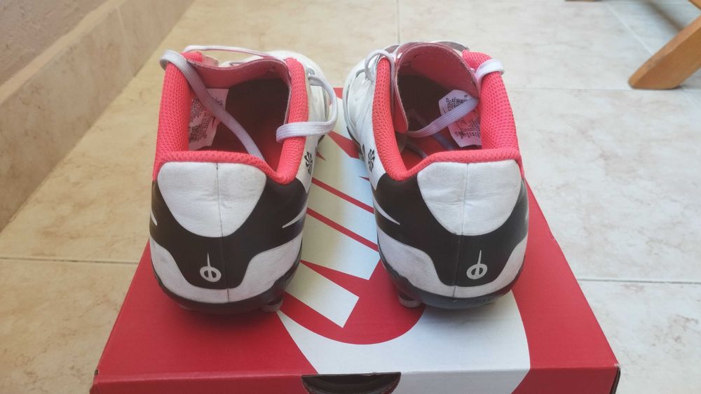 Детски бутонки Nike