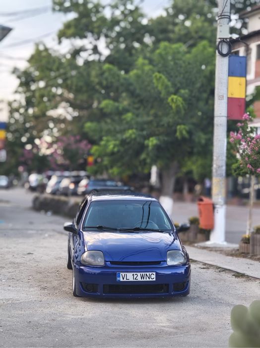 Renault clio 2 din 1999