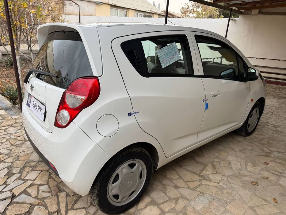 Спарк евро 2 сотилади пачка