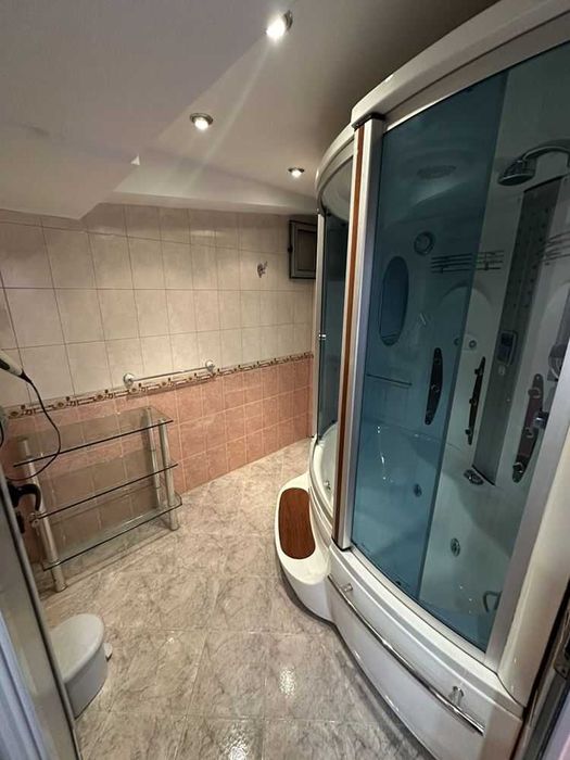 Дава се под наем Магазин в Пловдив, Тракия - 2000 кв.м за 1020 € - Снимка #14