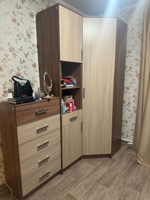 Продаем диван, шкаф и горку