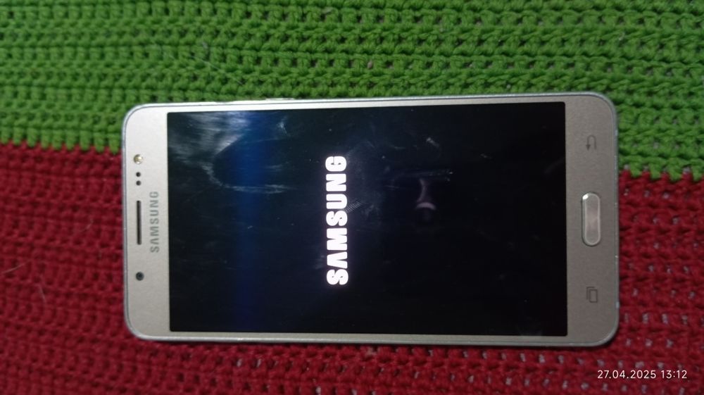 Телефон на запчасти