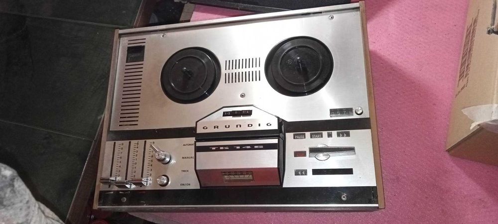 Ретро ролков магнитофон "Grundig TK 146 "