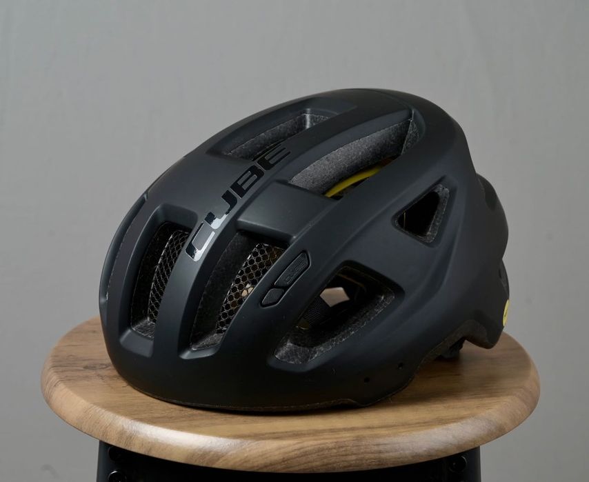 Каска за велосипед CUBE FLEET BLACK