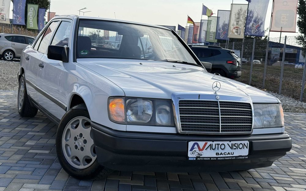 MERCEDES-BENZ E-Class 1989 — imagine 4