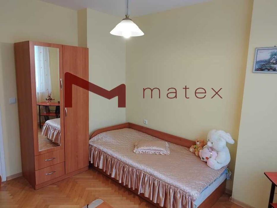 Продава се Четиристаен апартамент в Варна, Левски - 110 кв.м за 1882 €/кв.м - Снимка #7