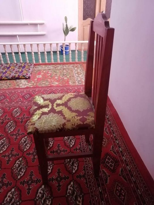 Стуллар сотилади