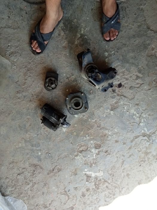 Мазда кронс 626.