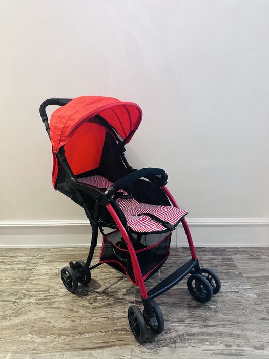 Коляска прогулочная