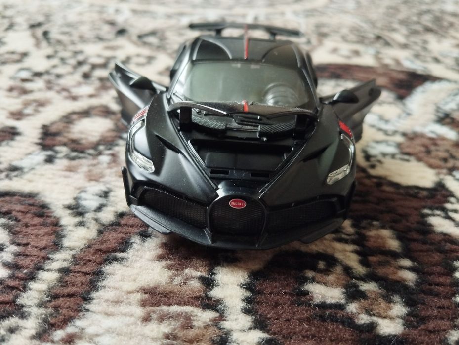 BUGATTI DIVO Модель масштабная