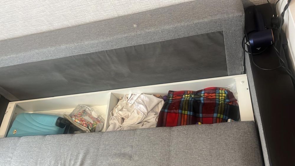 Продам диван в хорошем состоянии