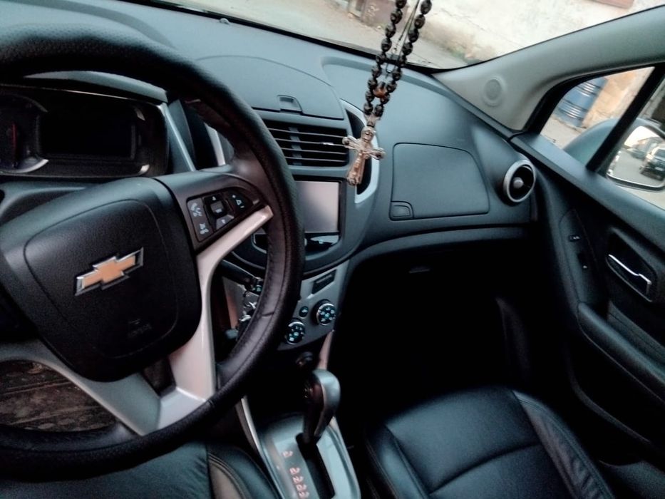 Продам шевролет треккер