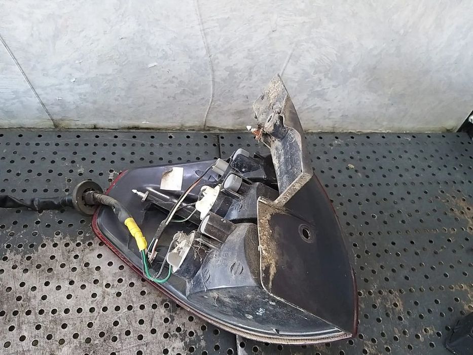 Stop tripla lampa dreapta aripa renault koleos 1 hy 26550jy00