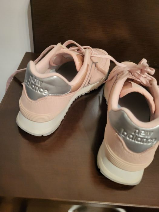 Adidasi New Balance