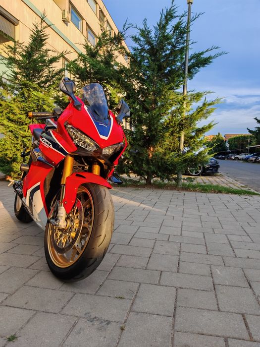 Honda cbr1000rr SP 1