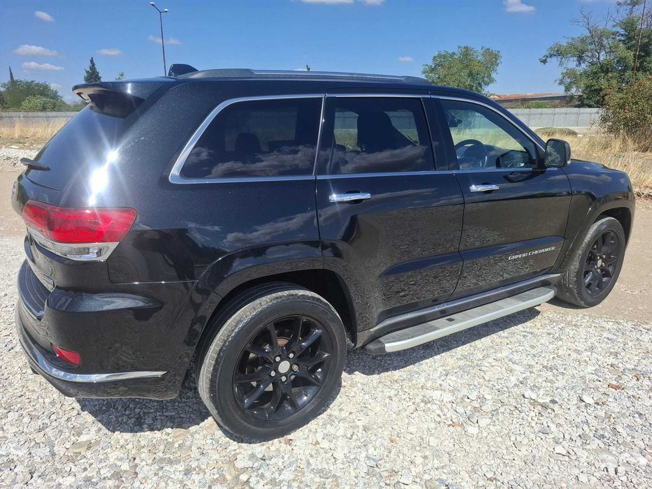 Jeep Grand Cherokee SUMMIT