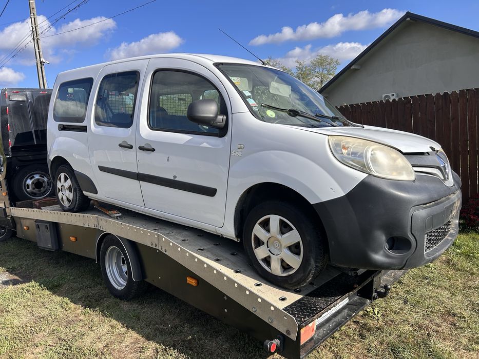 Dezmembrez sau intreg Renault Kangoo Maxi 2014 1.5 Dci