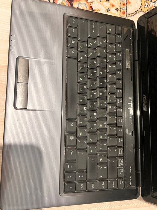 Ноутбук ASUS (без зарядки)