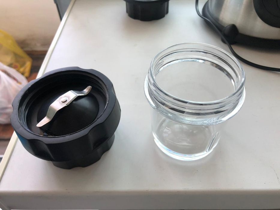 Продам блендер LG