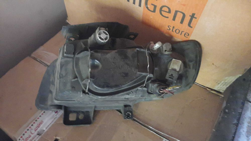 Seat Ibiza 2002 - 2008 - оригинален фар