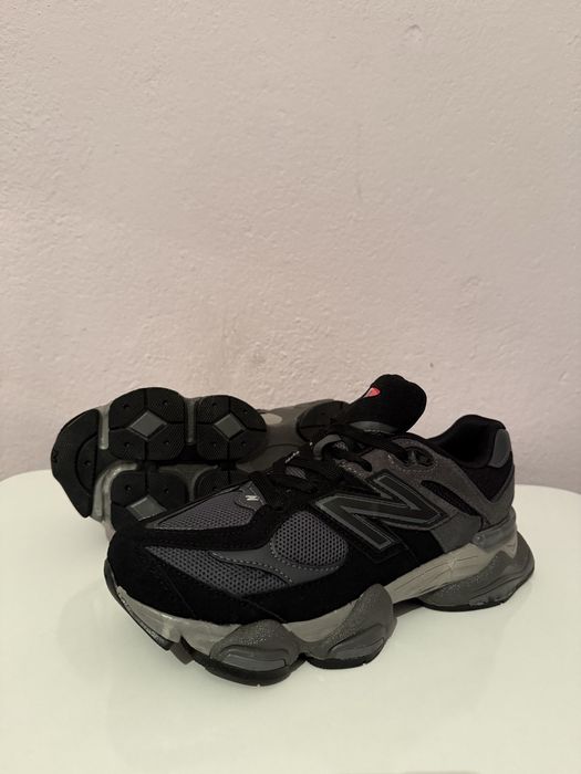 Обувки new balance 9060