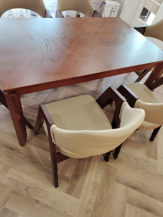 Стулья 6 штук по 25000