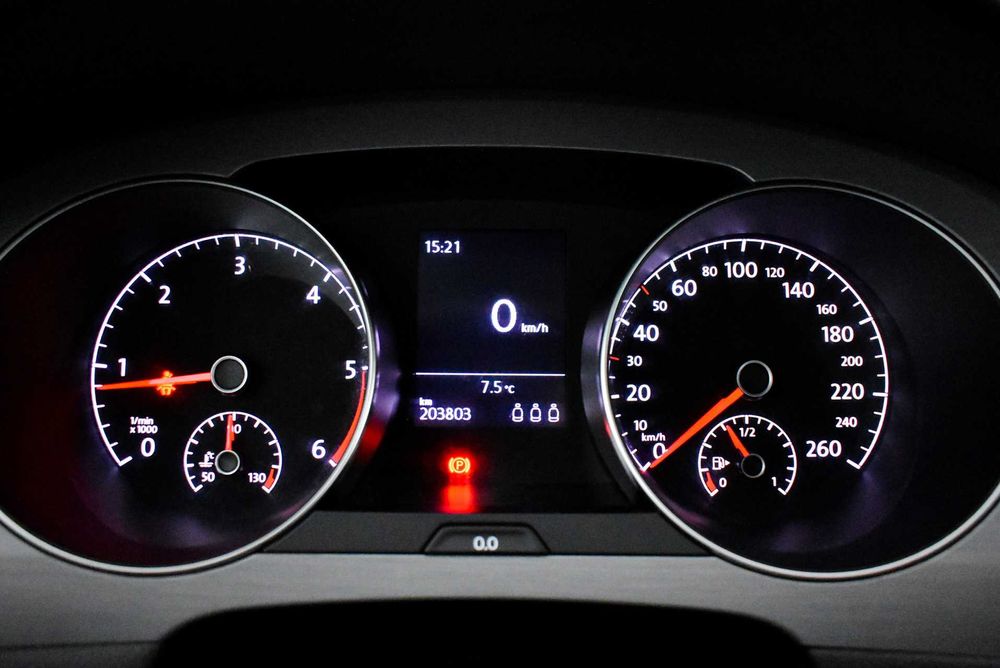 Volkswagen Golf Sportsvan - Дистроник