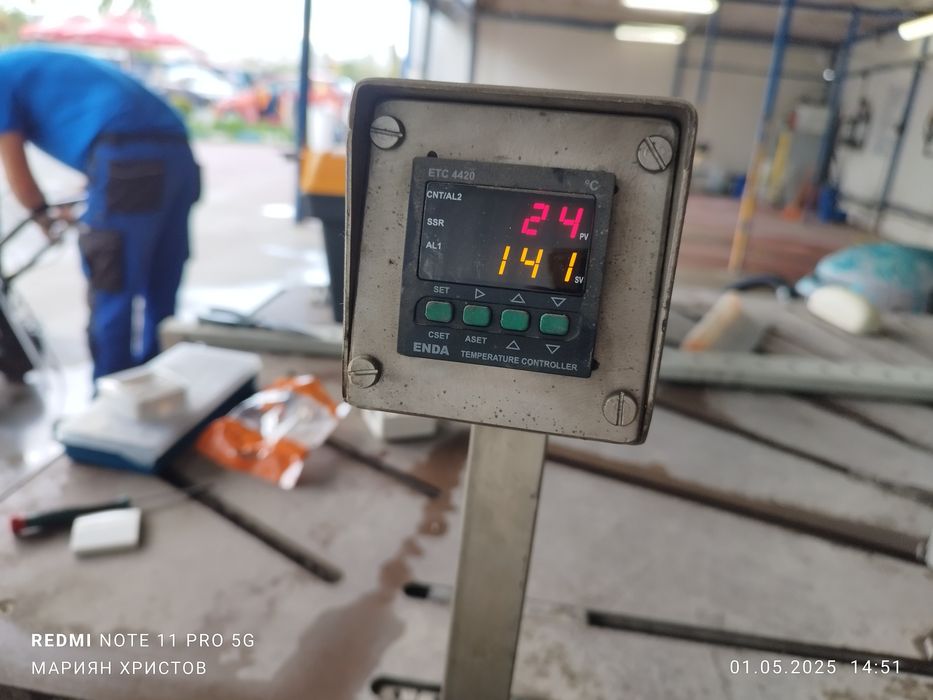 Машина за огъване на  PVC профили