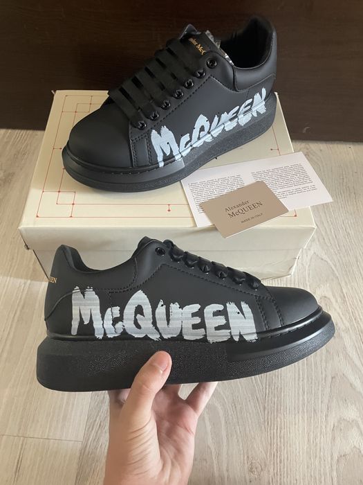 Alexander McQUEEN
