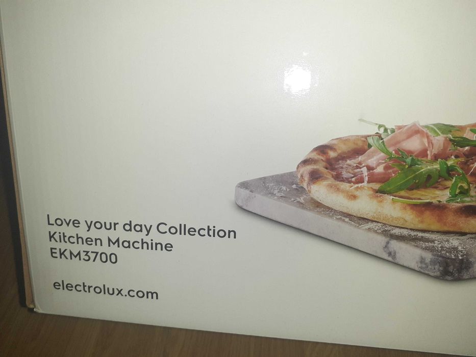 Robot de bucatarie Electrolux EKM3700