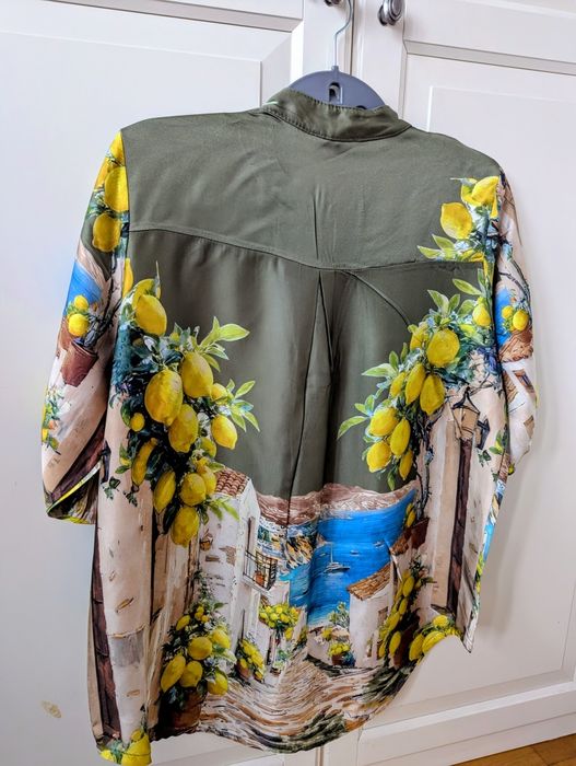 Bluza nouă din mătase,