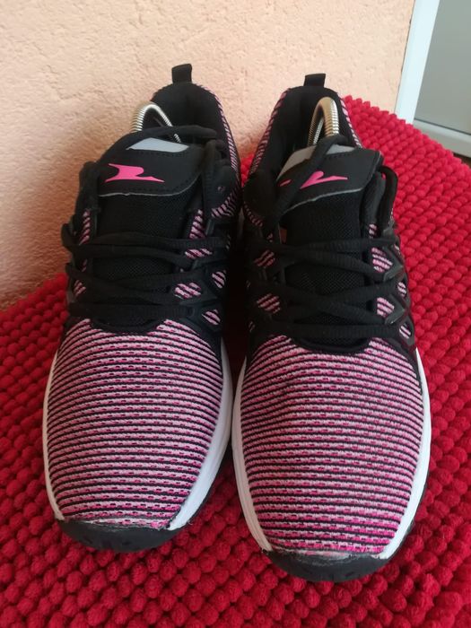 Adidași damă nr 40 Pink