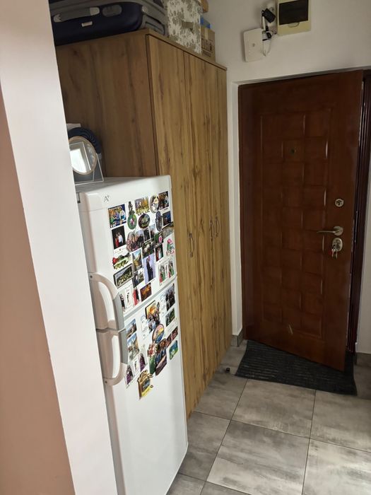 De vanzare garsoniera la Burdea etajul 3