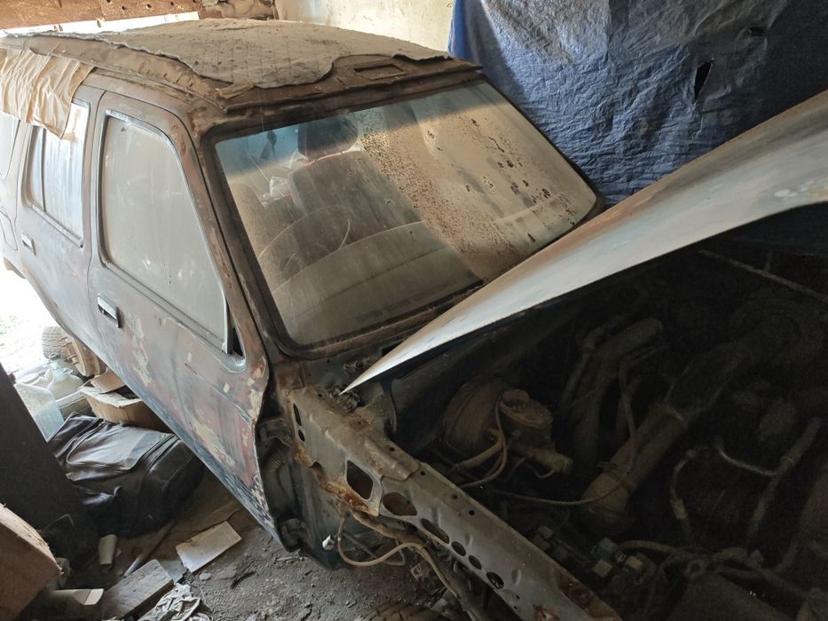 Toyota Hilux Surf 1993 года