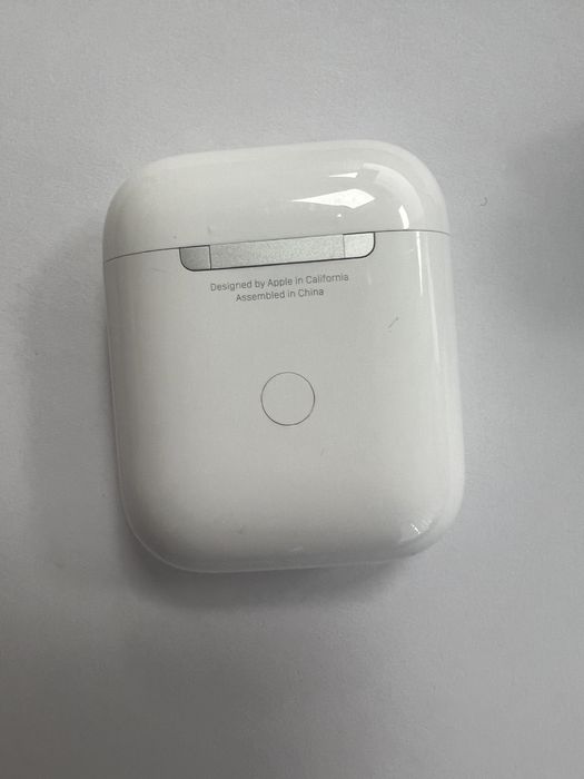 Продам AirPods
