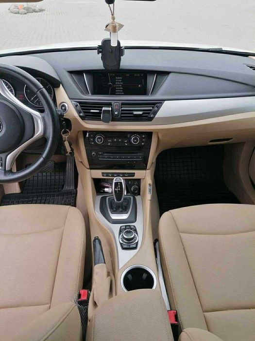BMW X1 xDrive18d automat