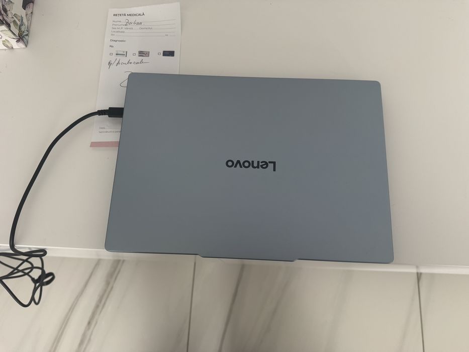 Vand laptop Lenovo IdeaPad Slim 5 13 inch
