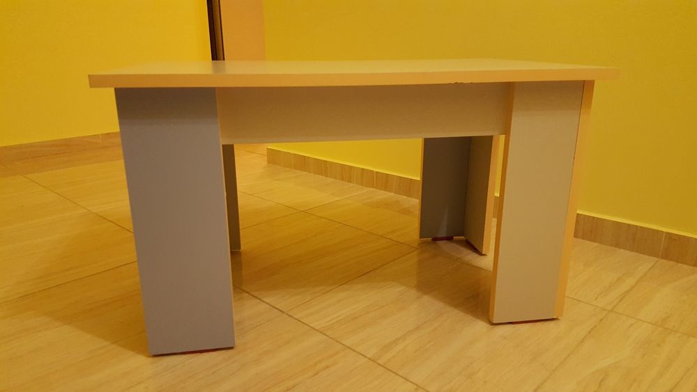 Măsuță de activități pentru copii