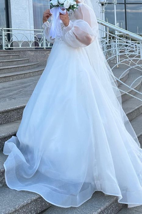 Продам свадебное платье