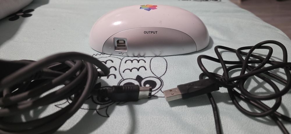 Placă de captură Pinnacle MovieBox Plus 510 USB + Cabluri (USB si FireWire)