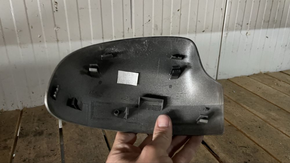 Капак на ляво огледало Dacia Sandero/Duster