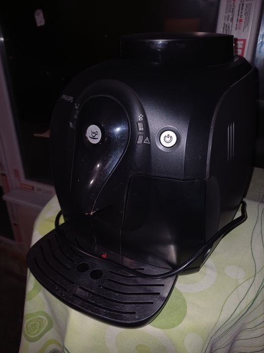 Кафе машина  Philips - кофе на зърна