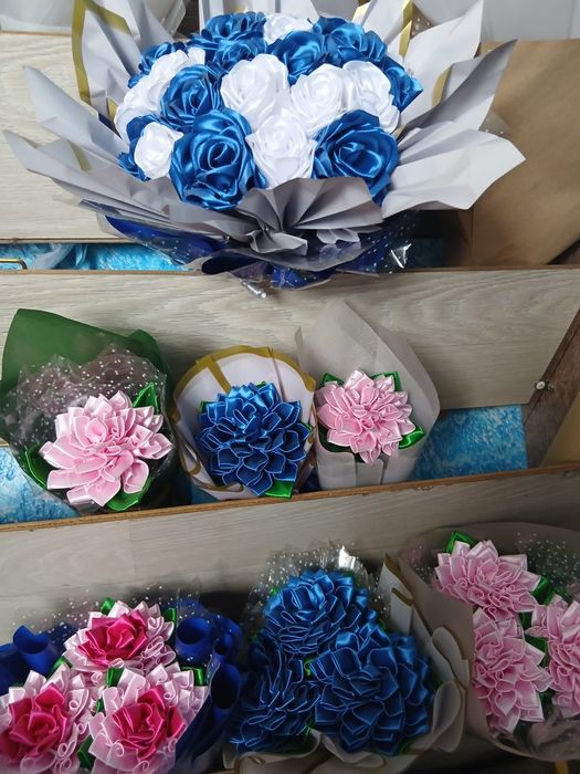 Букеты из атласной ленты