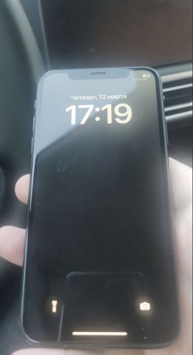 Продам айфон x в хорошем состояний