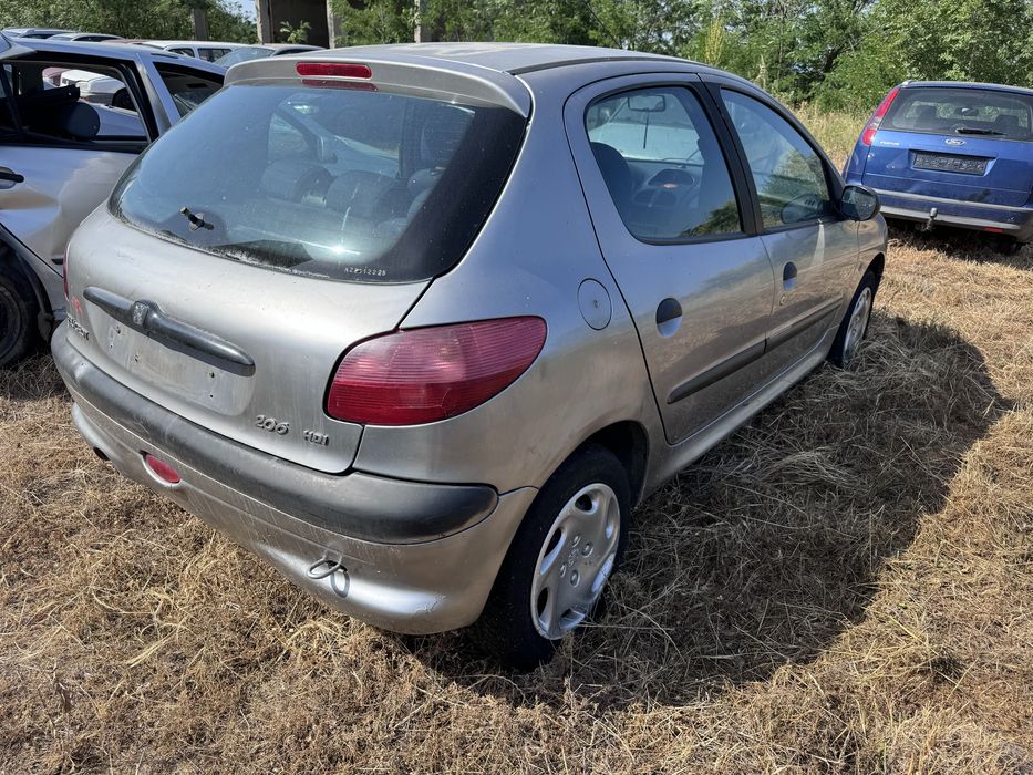 Peugeot 206 1.4hdi 68кс 2002г На Части